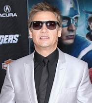 Artist Jeremy Renner